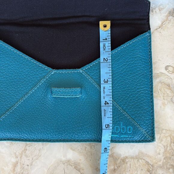 Roots for Kobo Leather Tablet Case - Picture 6 of 6